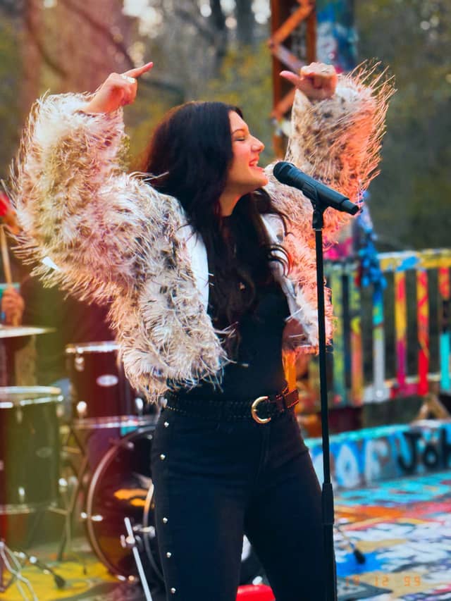 Haley Jones performing live