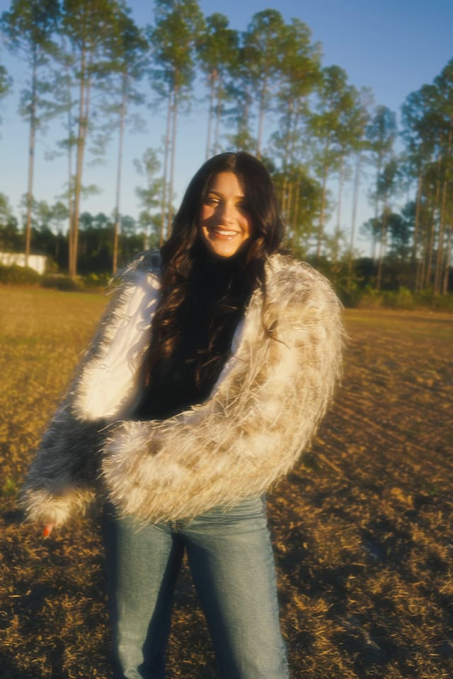 Haley Jones portrait